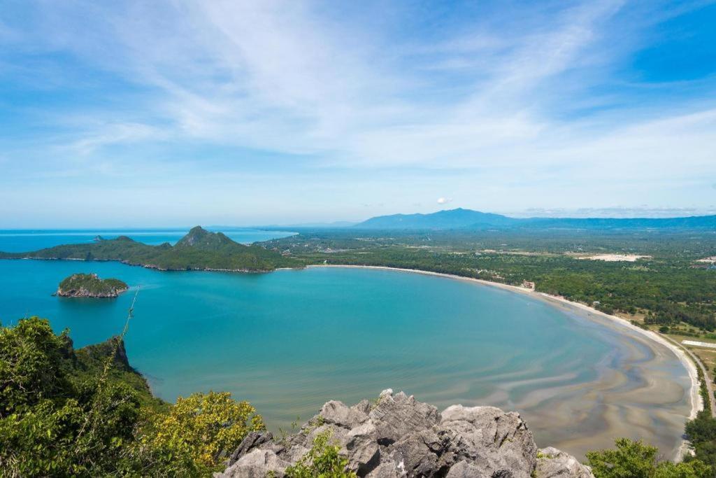 Palm Sweet Hotel Prachuap Khiri Khan Esterno foto