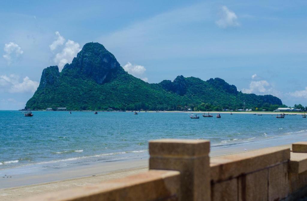 Palm Sweet Hotel Prachuap Khiri Khan Esterno foto